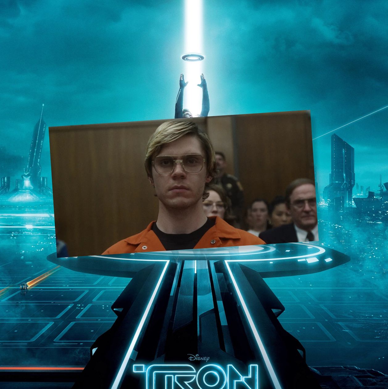Evan Peters - Tron 3
